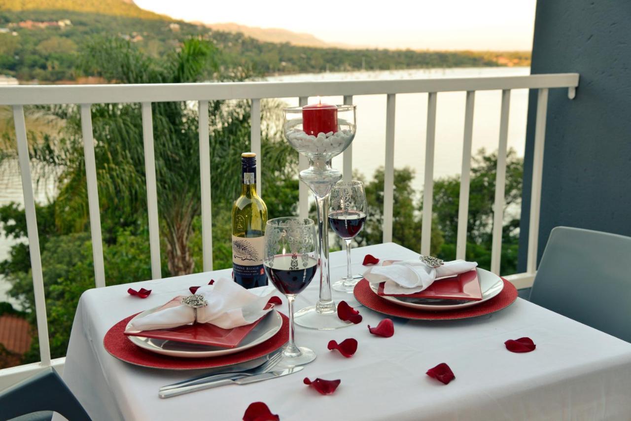 The Shore House Hartbeespoort Exterior photo