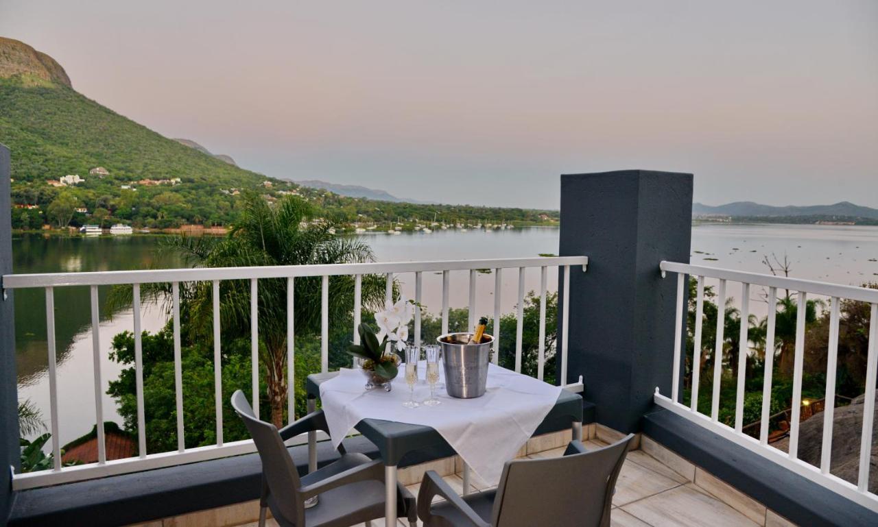 The Shore House Hartbeespoort Exterior photo