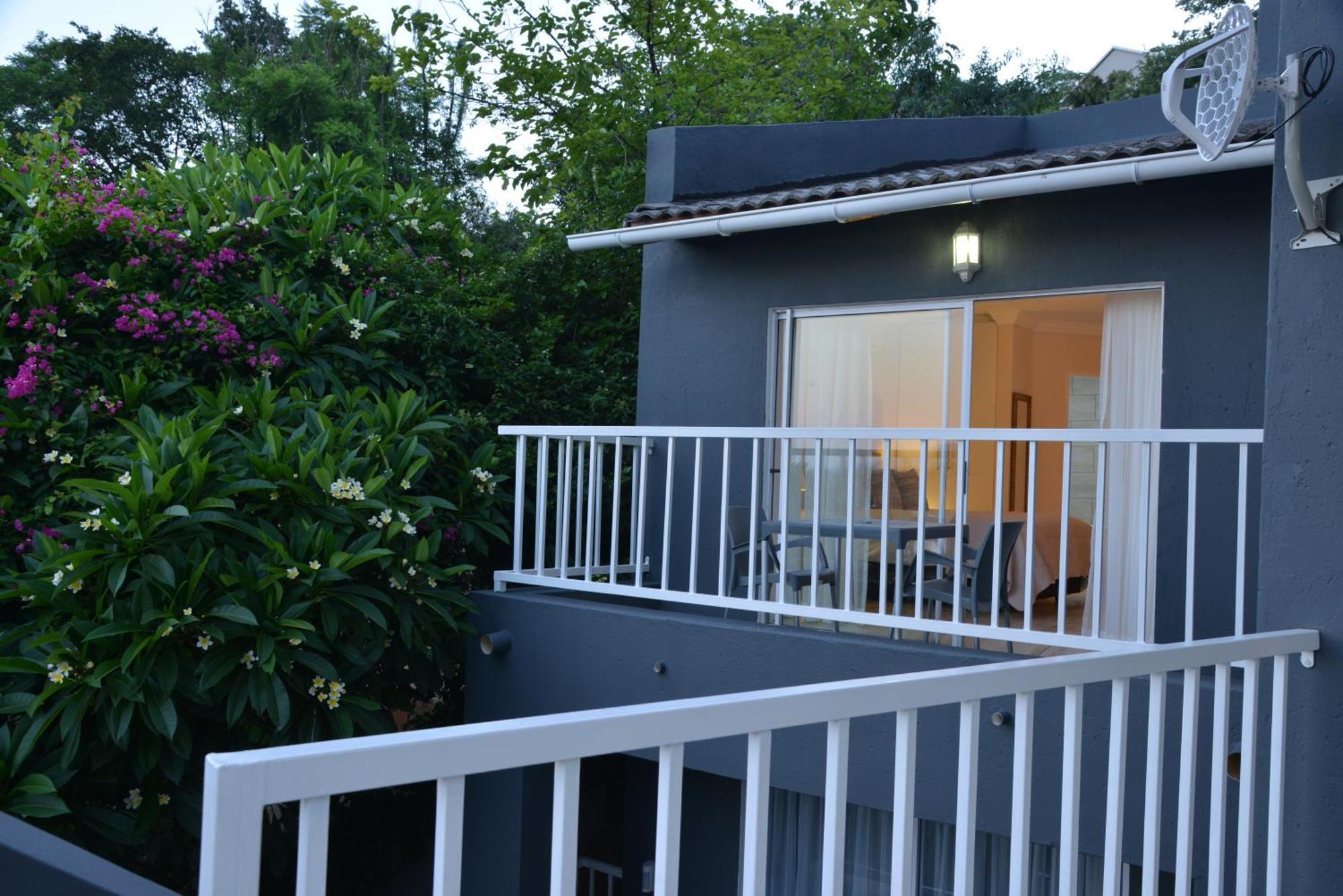 The Shore House Hartbeespoort Room photo